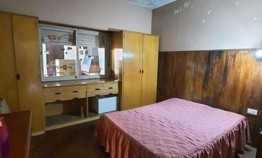 VENTA DE CASA 7 AMBIENTES EN REMEDIOS DE ESCALADA