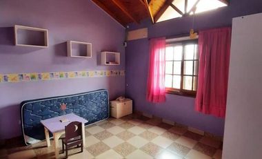 VENTA DE CASA 7 AMBIENTES EN REMEDIOS DE ESCALADA