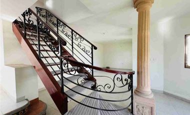 Casa Céntrica en Venta. Coatepec