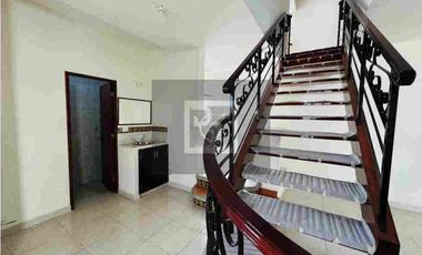 Casa Céntrica en Venta. Coatepec