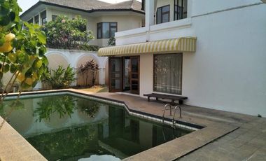 Disewakan Rumah Nyaman Dalam Cluster Lokasi Di Jl. Kenanga, Ampera, Jakarta Selatan