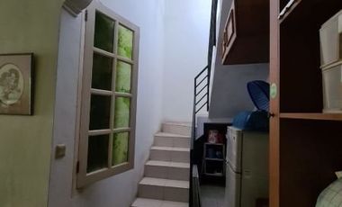 Disewakan Rumah Golden Vienna 2 BSD City Tangerang Area Nyaman Strategis Bagus Siap Huni