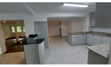 SE ALQUILA CASA EN COROZAL $2,000