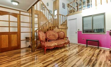 Amplia casa en Jardines del Sur, con vista maravillosa