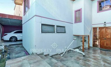 Amplia casa en Jardines del Sur, con vista maravillosa