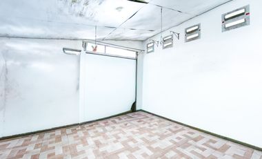 Rumah LB 200 SHM 10 Mnt ke Mall Paradise Walk Serpong Siap KPR J-40883