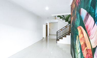 Rumah LB 200 SHM 10 Mnt ke Mall Paradise Walk Serpong Siap KPR J-40883