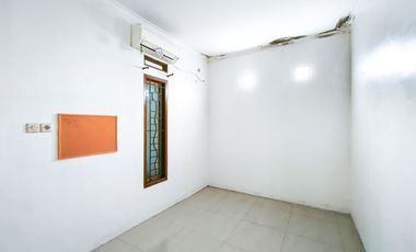 Rumah LB 200 SHM 10 Mnt ke Mall Paradise Walk Serpong Siap KPR J-40883