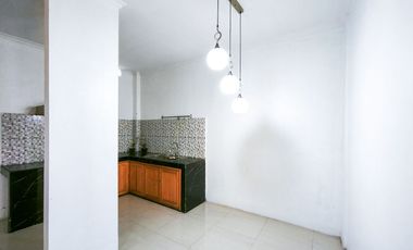 Rumah LB 200 SHM 10 Mnt ke Mall Paradise Walk Serpong Siap KPR J-40883