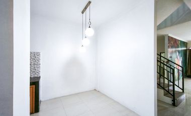 Rumah LB 200 SHM 10 Mnt ke Mall Paradise Walk Serpong Siap KPR J-40883