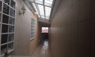 Se vende hermosa casa en Altos del Bosque $450,000 AM