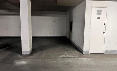 Estacionamiento en venta en Santiago