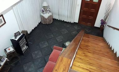 Casa 4 ambientes En Venta - Quilmes