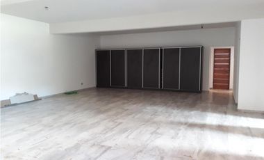 CASA DE 650 M2 EN COSTA ESMERALDA BARRIO