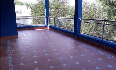CASA DE 650 M2 EN COSTA ESMERALDA BARRIO