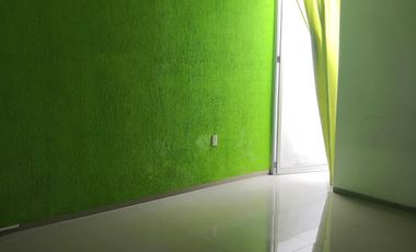 Amplia Casa en Renta con Roof Garden a una Cuadra Del Boulevard