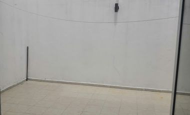 Amplia Casa en Renta con Roof Garden a una Cuadra Del Boulevard
