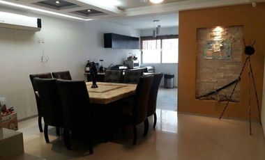 Amplia Casa en Renta con Roof Garden a una Cuadra Del Boulevard
