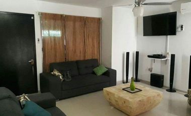 Amplia Casa en Renta con Roof Garden a una Cuadra Del Boulevard
