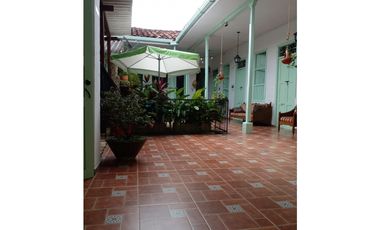 SANDALIO HOSTAL