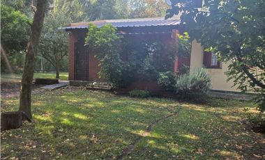 Casa 3 ambientes/ Excelente estado/ Barrio El Tejado