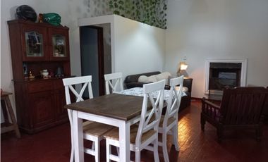 Casa 3 ambientes/ Excelente estado/ Barrio El Tejado