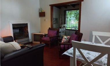 Casa 3 ambientes/ Excelente estado/ Barrio El Tejado