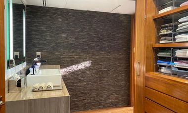 CASA EN VENTA EN BOSQUES DE LAS LOMAS