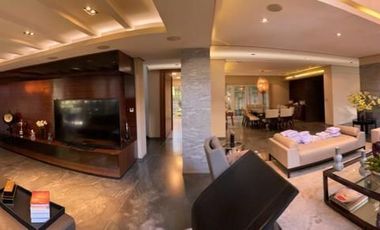 CASA EN VENTA EN BOSQUES DE LAS LOMAS