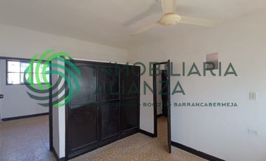 apartamento en arriendo en pueblo nuevo. Cod A16394