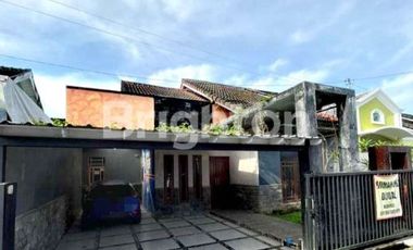 RUMAH CARPORT LUAS GRIYA ASRI UNTIDAR MAGELANG UTARA