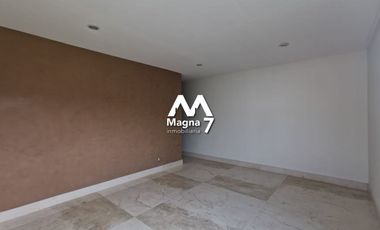 CASA EN VENTA EN  BOSQUES DE LOS LAGOS ZONA PUERTA LAS LOMAS Y JUAN PALOMAR