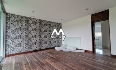CASA EN VENTA EN  BOSQUES DE LOS LAGOS ZONA PUERTA LAS LOMAS Y JUAN PALOMAR