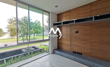 CASA EN VENTA EN  BOSQUES DE LOS LAGOS ZONA PUERTA LAS LOMAS Y JUAN PALOMAR