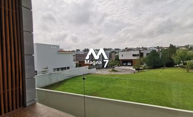 CASA EN VENTA EN  BOSQUES DE LOS LAGOS ZONA PUERTA LAS LOMAS Y JUAN PALOMAR