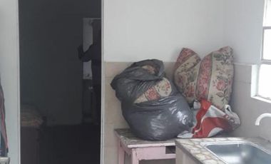 EXCELENTE PROPIEDAD MULTIFAMILIAR, CON ENTRADA DE AUTO Y FONDO LIBRE