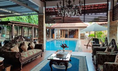 Rumah Mewah Ada Swimming Pool di Sektor 8 Bintaro Jaya, 2642