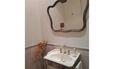 Hermoso Chalet en 2 plantas con Parque