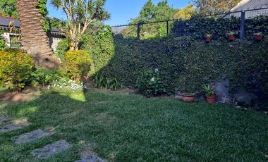 Hermoso Chalet en 2 plantas con Parque