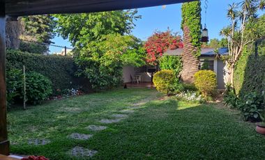 Hermoso Chalet en 2 plantas con Parque