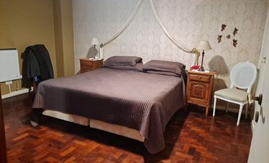 Hermoso Chalet en 2 plantas con Parque