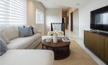 Venta de Casas en The Woods - Santa Maria