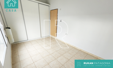 #VentaRUKAN | Casa de 3 Habitaciones | Quinta 614, Parcela 04 | Las Heras, Santa Cruz.-