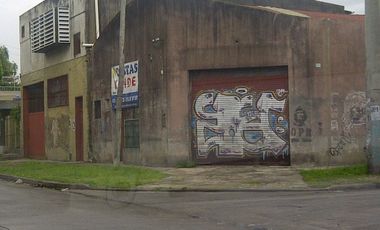 GALPON CON OFICINAS Y BAÑO