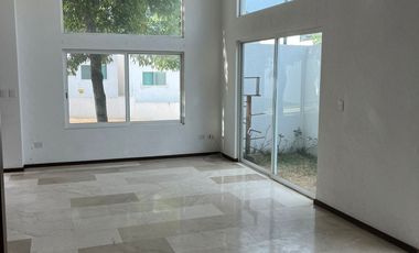 CASA EN RENTA EN PUEBLA LOMAS DE ANGELOPOLIS