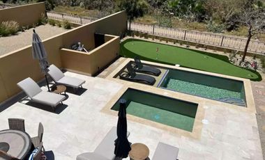 Casa con jardín, alberca privada, mini campo de golf, Cabo San Lucas.