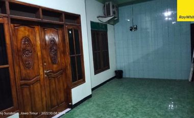 Disewakan Rumah Bangunan 1,5 Lantai di Babatan Indah, Surabaya