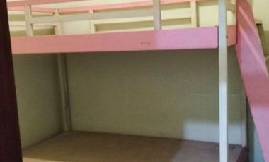 Disewakan Rumah Bangunan 1,5 Lantai di Babatan Indah, Surabaya