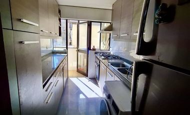 Amplio, 145m2 con terraza,3 dorm. 3 baños, estacionamiento