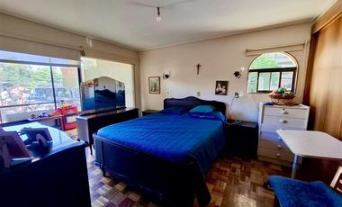 Amplio, 145m2 con terraza,3 dorm. 3 baños, estacionamiento